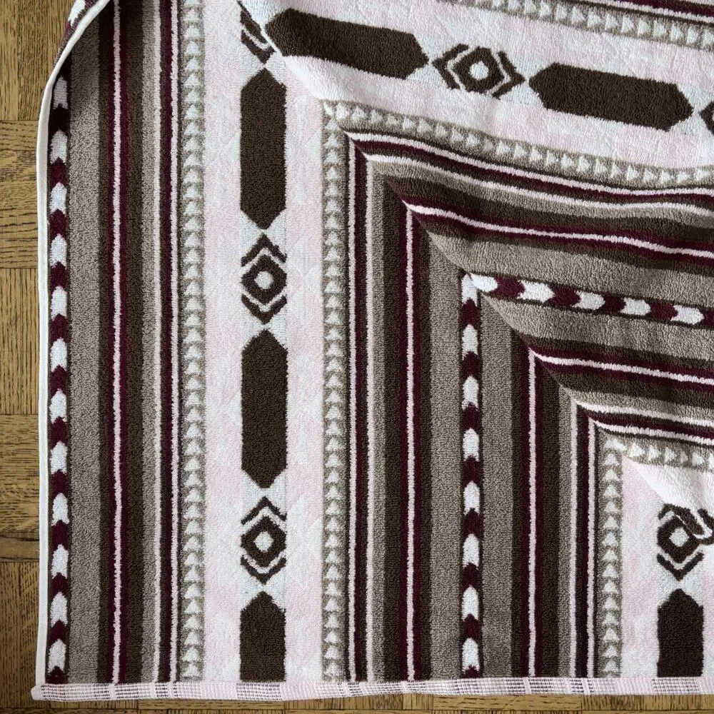 Wrangler Westmount Brown Pink Aztec Western Cowboy 2 Bath & 2 Hand Towel New